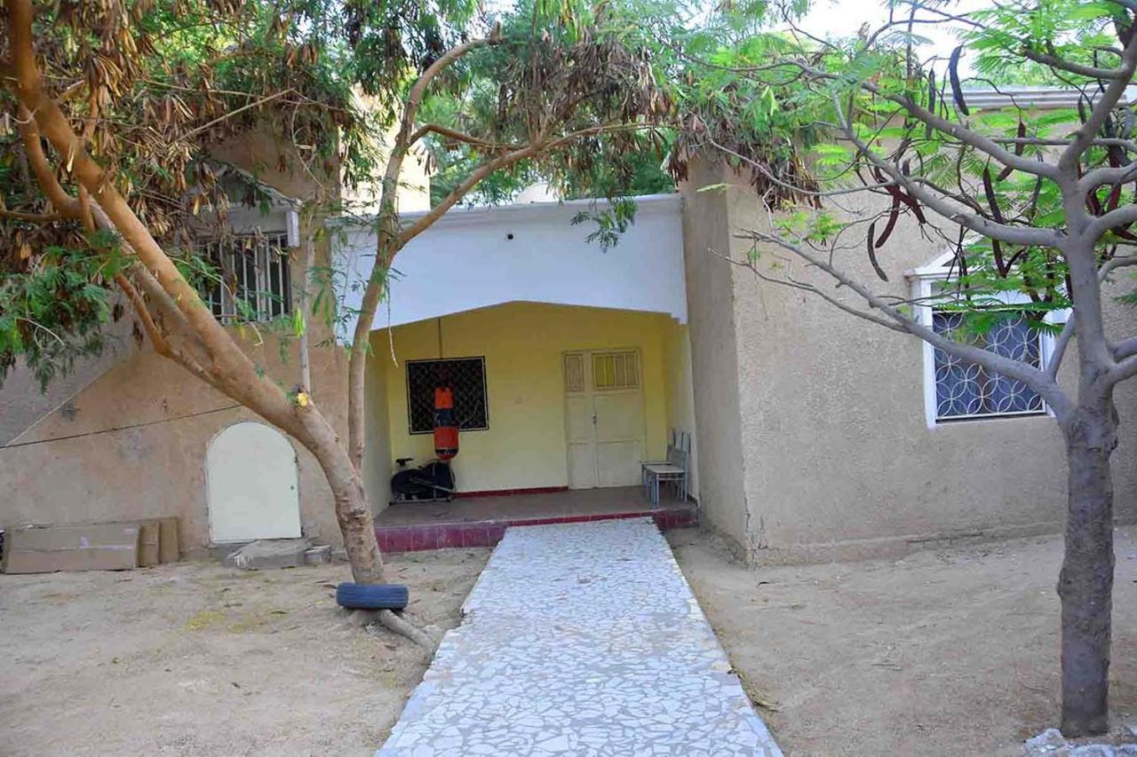 Jolie Maison Nouakchott Extérieur photo